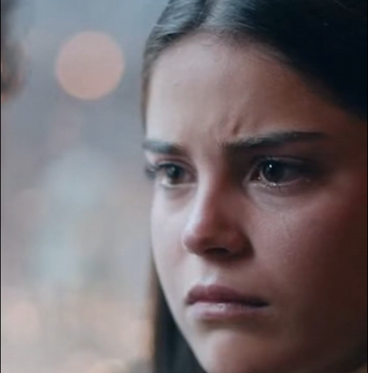 I Found My Dad’s “Perfect” Family On Instagram… Then I Exposed His Secret